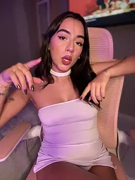 Snapshot of veronicaapink chatting on March 18, 11:31 pm veronicaapink online show from March 18, 11:31 pm