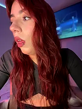 Snapshot of veronicaapink chatting on November 8, 9:57 pm veronicaapink online show from November 8, 9:57 pm