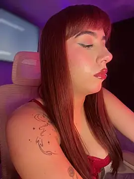 veronicaapink online show from March 8, 10:35 pm