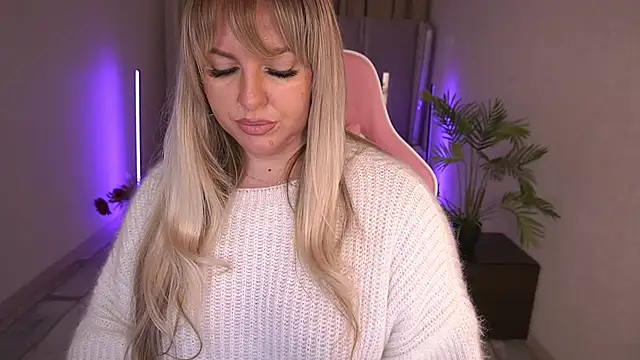 KiraCandyS online show from January 19, 8:51 pm