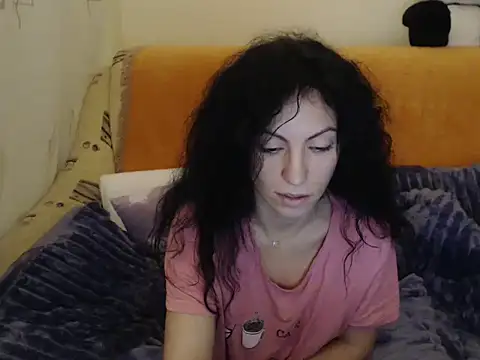 Emmatoo online show from December 5, 6:11 am