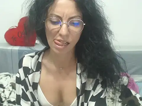 Emmatoo online show from May 24, 12:48 am