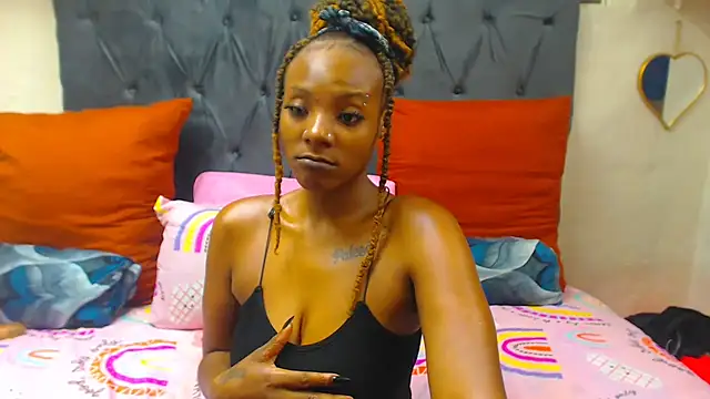 SAVAGExBOO online show from February 19, 1:08 am