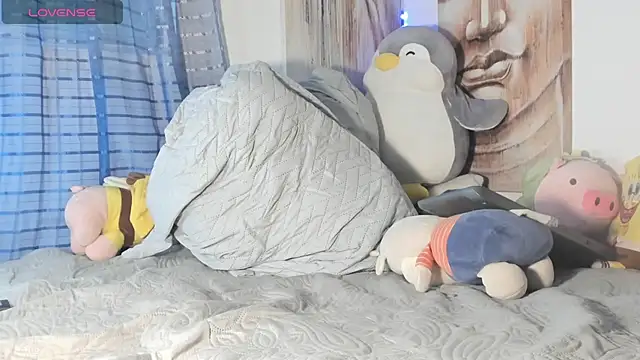 Alessia28  online show from March 5, 10:32 pm