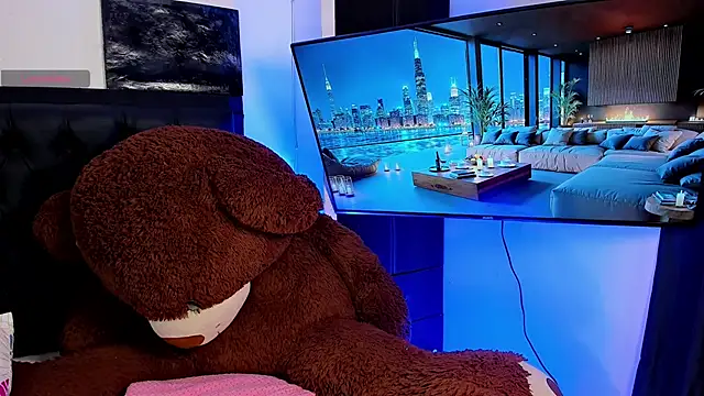 Snapshot of Maryonthemoon chatting on November 11, 3:06 am Maryonthemoon online show from November 11, 3:06 am