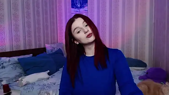 Snapshot of JulthHell chatting on January 10, 12:56 am JulthHell online show from January 10, 12:56 am