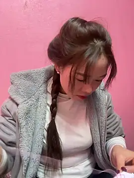 Snapshot of Hellen_111 chatting on February 27, 12:56 pm Hellen 111 online show from February 27, 12:56 pm