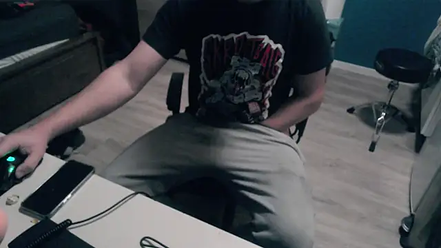 050kek2 online show from February 2, 6:10 pm