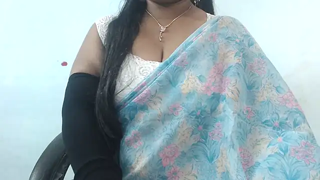 Snapshot of sapna-ji chatting on March 1, 6:03 am sapna-ji online show from March 1, 6:03 am
