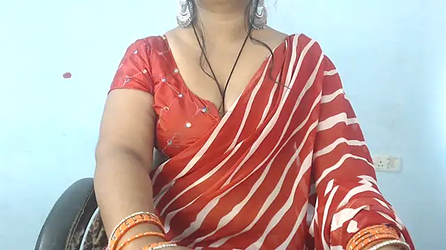 Snapshot of sapna-ji chatting on November 5, 5:40 am sapna-ji online show from November 5, 5:40 am