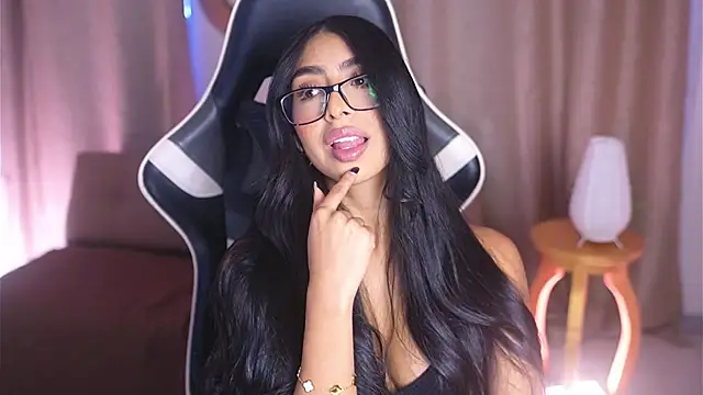 Snapshot of Sara_albrecht chatting on January 30, 12:48 pm Sara albrecht online show from January 30, 12:48 pm