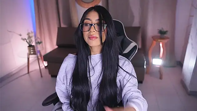 Snapshot of Sara_albrecht chatting on March 3, 12:27 pm Sara albrecht online show from March 3, 12:27 pm