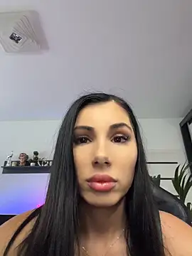 Snapshot of Beauty_Anne chatting on June 18, 8:03 am Beauty Anne online show from June 18, 8:03 am