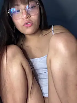 Lily candy X online show from January 11, 9:04 am