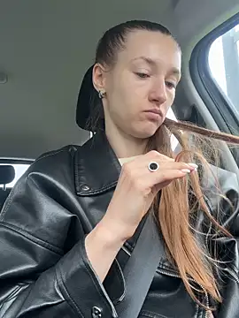 KateRedgar online show from June 18, 11:58 am