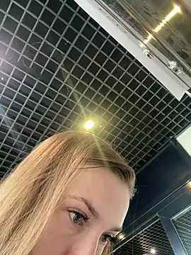 KateRedgar online show from July 6, 2:03 pm