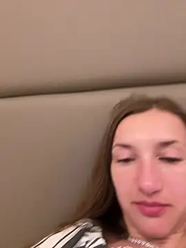 KateRedgar online show from July 20, 8:33 pm