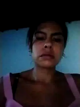 Snapshot of Alanagracia chatting on January 6, 10:37 pm Alanagracia online show from January 6, 10:37 pm