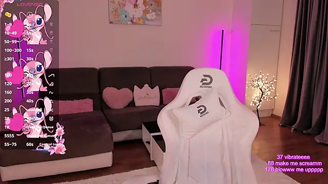 SweetAmeliaaa online show from February 4, 9:09 pm