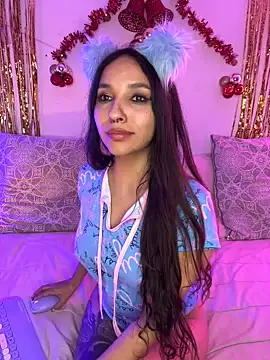 ThaliaRivera  online show from December 17, 7:29 am