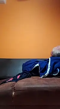 miicheele32 online show from January 13, 5:44 pm