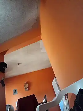 miicheele32 online show from January 14, 6:28 pm