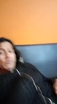 miicheele32 online show from January 24, 7:51 am