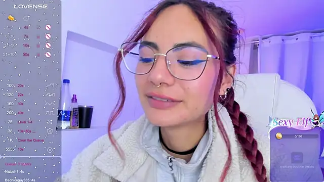 Snapshot of sophiecherry_ chatting on December 10, 2:27 am sophiecherry online show from December 10, 2:27 am