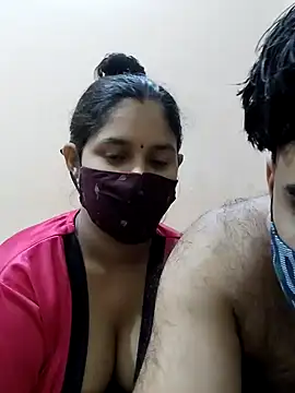 IND COUPLE1 online show from December 23, 3:12 pm
