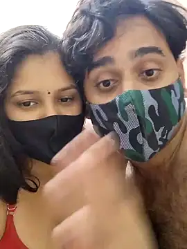 IND COUPLE1 online show from January 2, 7:18 pm