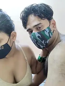 IND COUPLE1 online show from January 4, 4:23 am