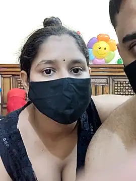 IND COUPLE1 online show from March 3, 2:26 pm