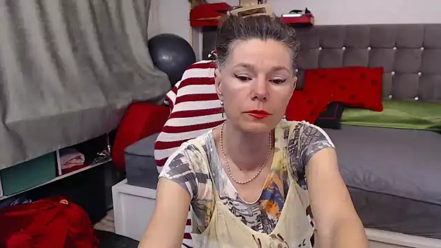 kellyterapy online show from March 12, 6:41 am