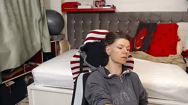 kellyterapy online show from May 15, 10:50 pm