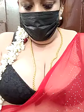 Snapshot of ashikaa_r chatting on December 29, 9:41 pm ashikaa r online show from December 29, 9:41 pm