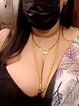 Snapshot of ashikaa_r chatting on January 12, 4:18 pm ashikaa r online show from January 12, 4:18 pm