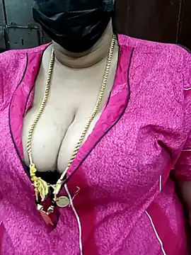 Snapshot of ashikaa_r chatting on February 16, 7:49 pm ashikaa r online show from February 16, 7:49 pm