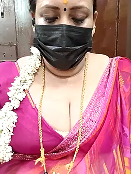 Snapshot of ashikaa_r chatting on February 19, 5:27 pm ashikaa r online show from February 19, 5:27 pm