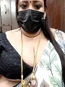 Snapshot of ashikaa_r chatting on March 2, 4:21 pm ashikaa r online show from March 2, 4:21 pm