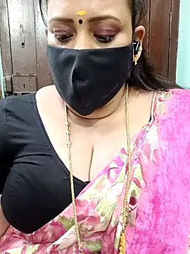 Snapshot of ashikaa_r chatting on December 22, 5:54 pm ashikaa r online show from December 22, 5:54 pm