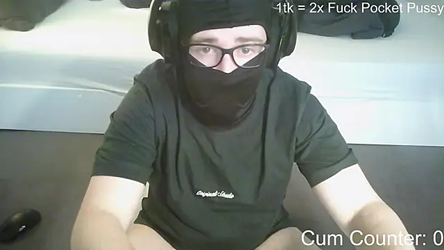 HornyTeenBoy64 online show from March 18, 1:36 pm