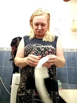 HelenaGlossX online show from December 11, 9:52 am