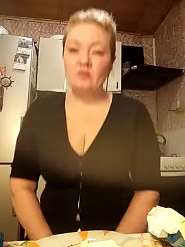 HelenaGlossX online show from December 16, 3:51 am