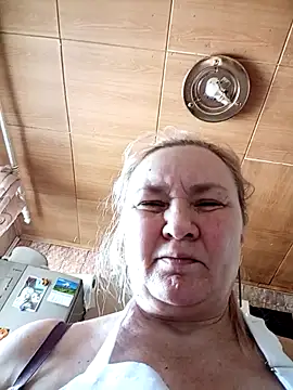 HelenaGlossX online show from February 21, 8:07 am