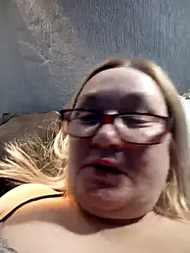 HelenaGlossX online show from February 24, 1:24 am