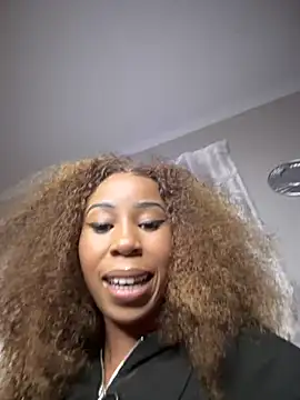 Snapshot of Dime-__ chatting on February 18, 5:42 pm Dime- online show from February 18, 5:42 pm