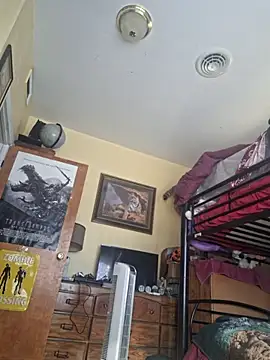 Snapshot of mcv131985 chatting on February 7, 7:50 pm mcv131985 online show from February 7, 7:50 pm