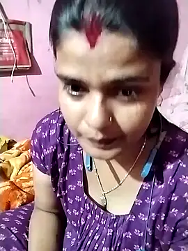 Snapshot of Hot_Pakhi chatting on January 2, 1:51 pm Hot Pakhi online show from January 2, 1:51 pm