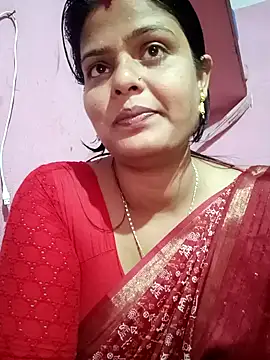 Snapshot of Hot_Pakhi chatting on January 15, 9:13 am Hot Pakhi online show from January 15, 9:13 am