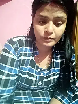 Snapshot of Hot_Pakhi chatting on January 19, 7:15 am Hot Pakhi online show from January 19, 7:15 am
